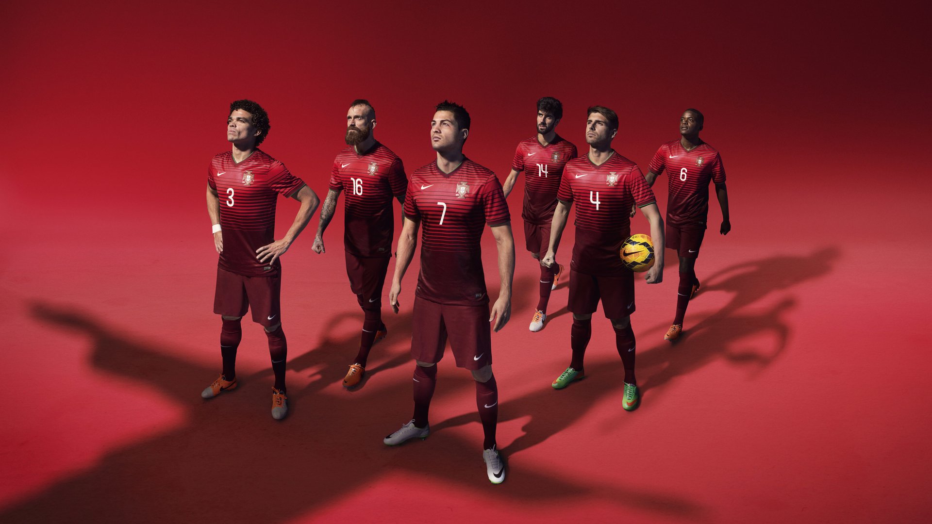 “古城墙环线慢跑圈”对外开放 夜跑群体迅速聚集